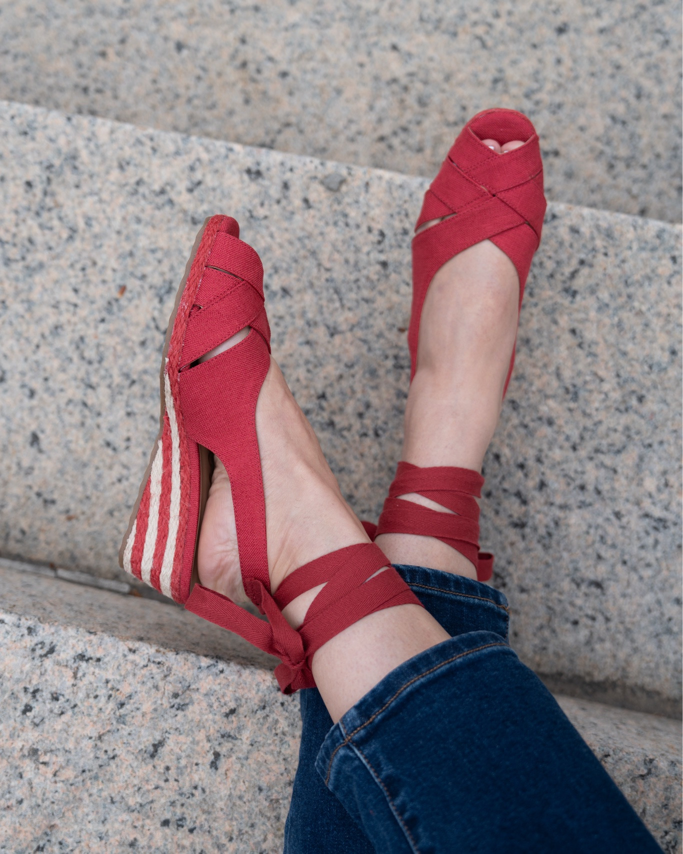 THE VACATION SANDAL I’D PACK FIRST ♥️ The vacation sandal that makes every outfit more interesting! Comfortable enough for long days, easy to walk in, and the pop of color instantly makes simple summer outfits feel more special. If I were packing for a beach vacation, a resort stay, or a summer getaway, these would definitely make the suitcase.

Linked the exact pair here. ✨

#LTKFind
#VacationStyle
#ResortStyle
#SummerSandals
#VacationWardrobe
#SummerGetaway
#ComfortableShoes
#CoastalStyle

#LTKSaleAlert #LTKSeasonal #LTKPetite