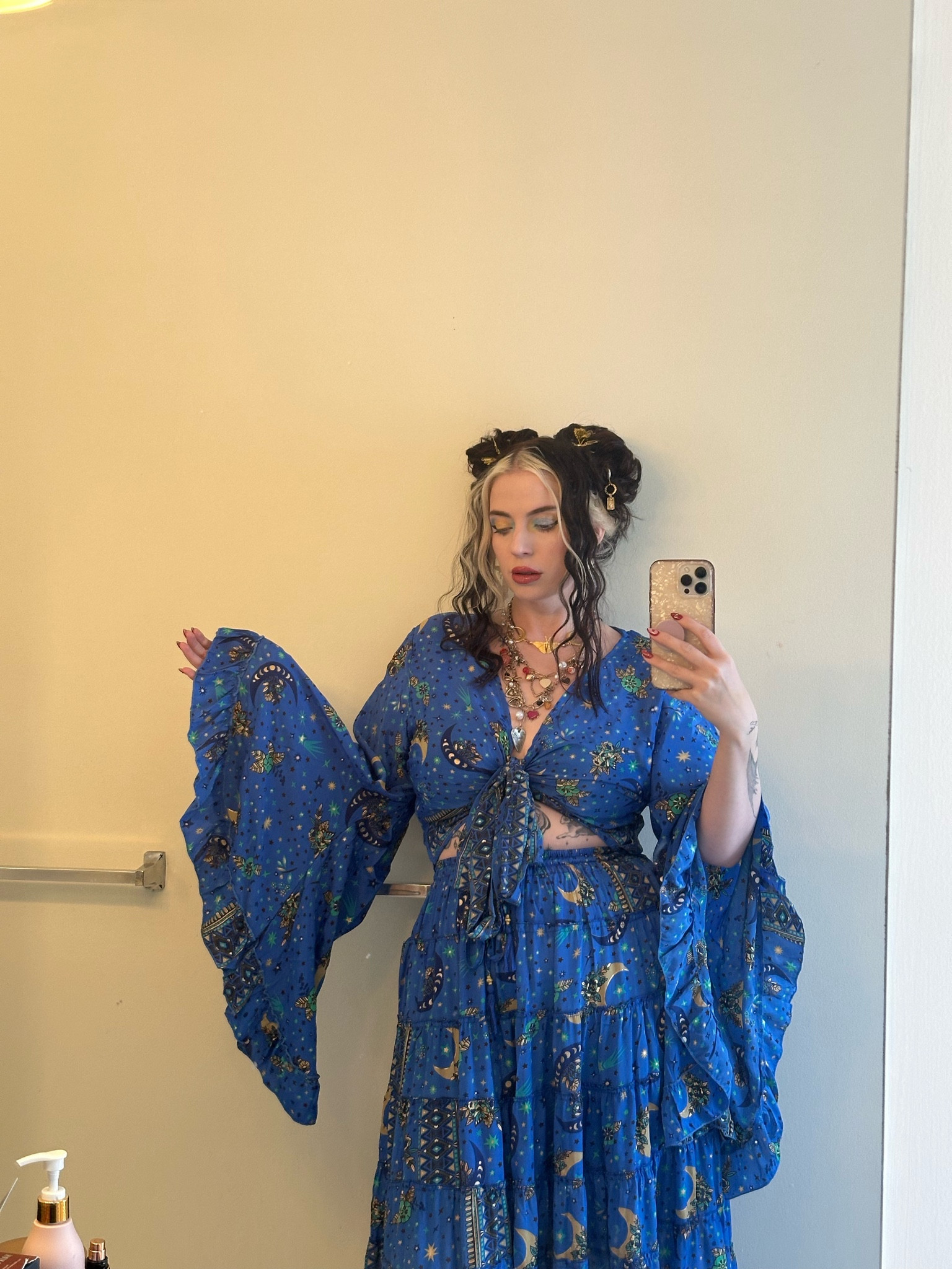 Love my new KarmaNepalCrafts 

#LTKMostLoved #LTKNYFW #LTKMidsize