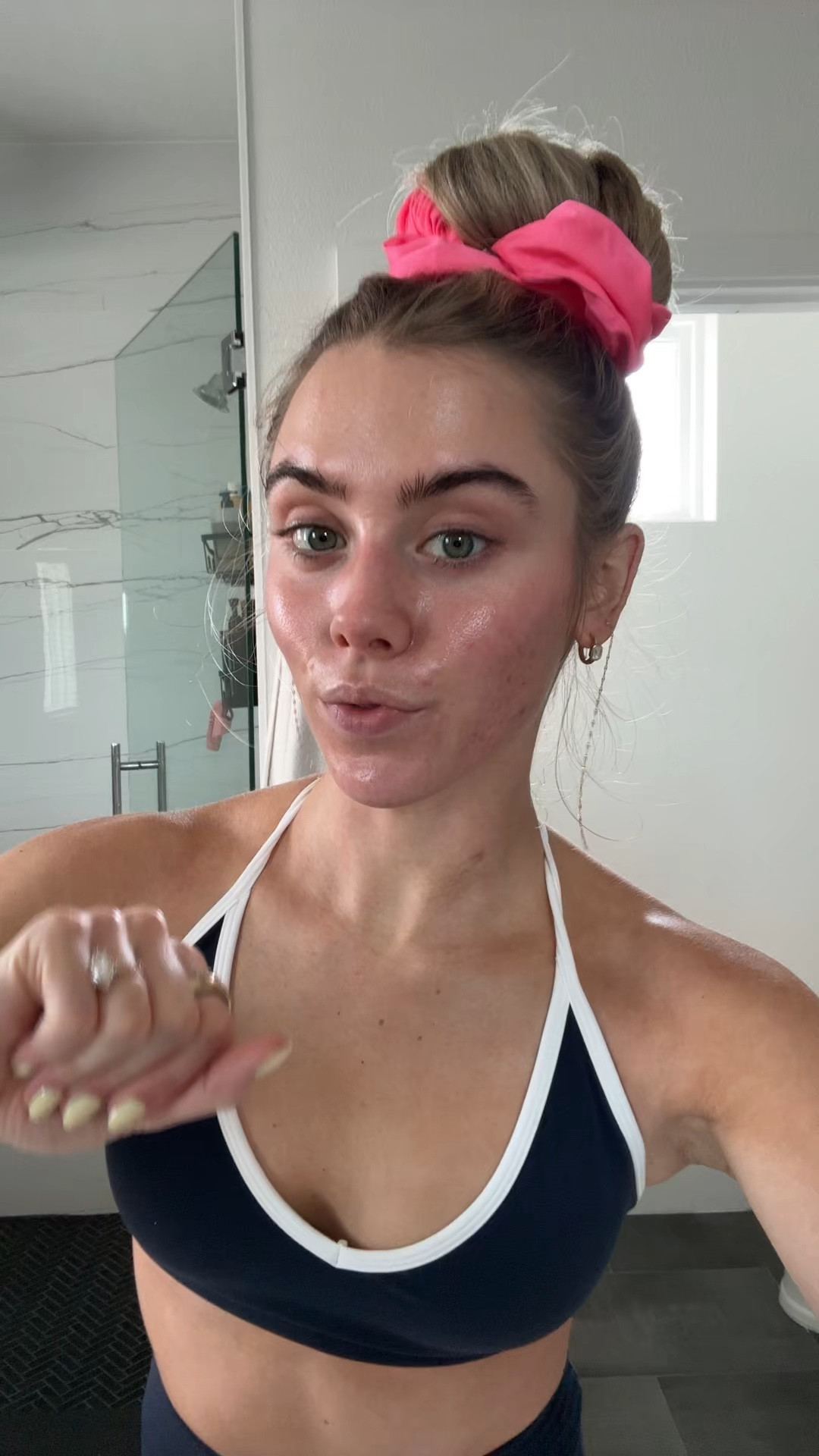 The way I can extend my hair wash days over weeks when I workout five days a week a heatless curl hack is key and a GOOD dry shampoo is necessary. My @Divi Official code is SLOANE.

#LTKgrwm #LTKselfcare #LTKBeauty