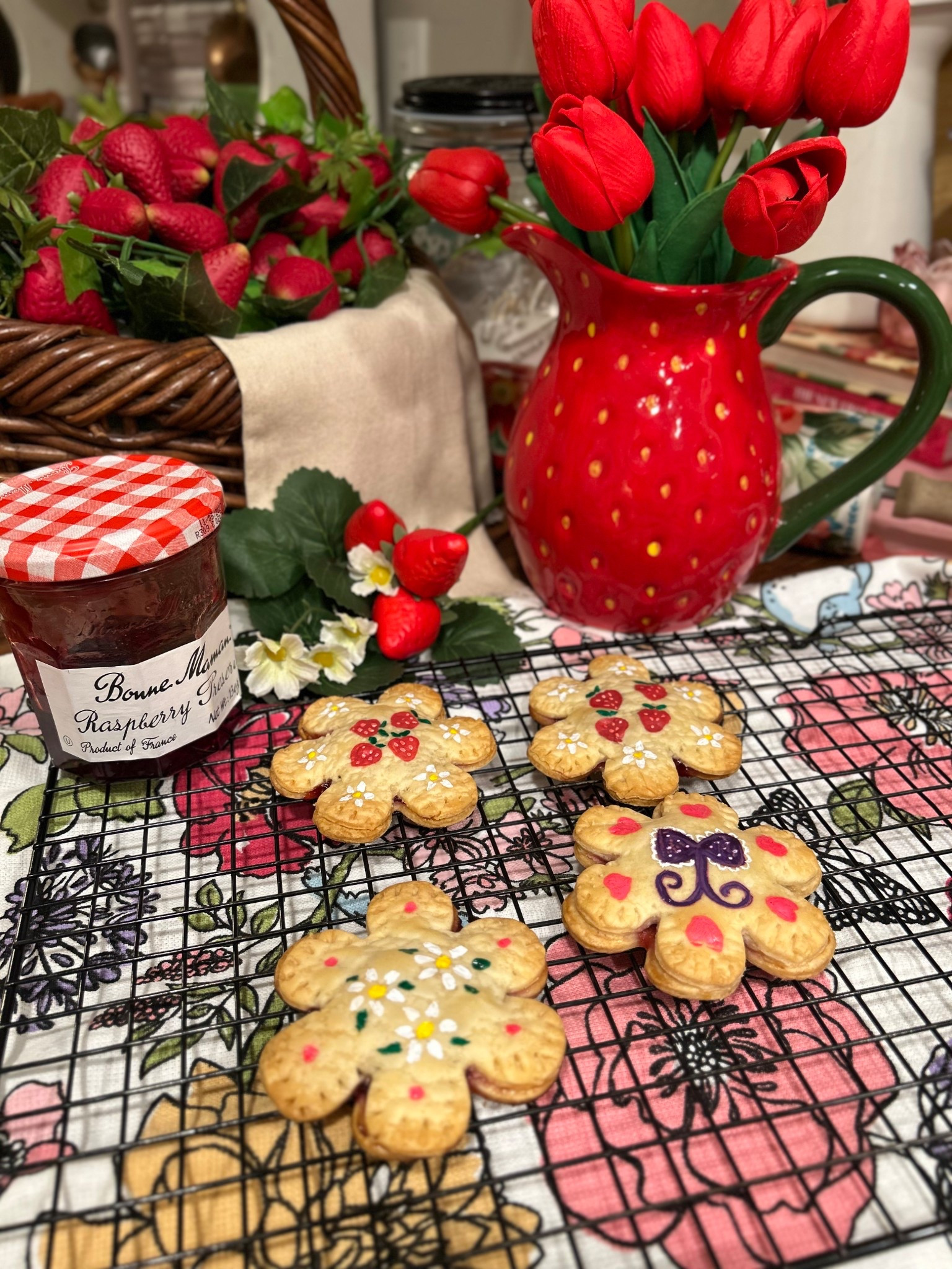 Everything you need to make homemade fruity hand pies 🍓

#LTKfoodie #LTKmomlife #LTKHome