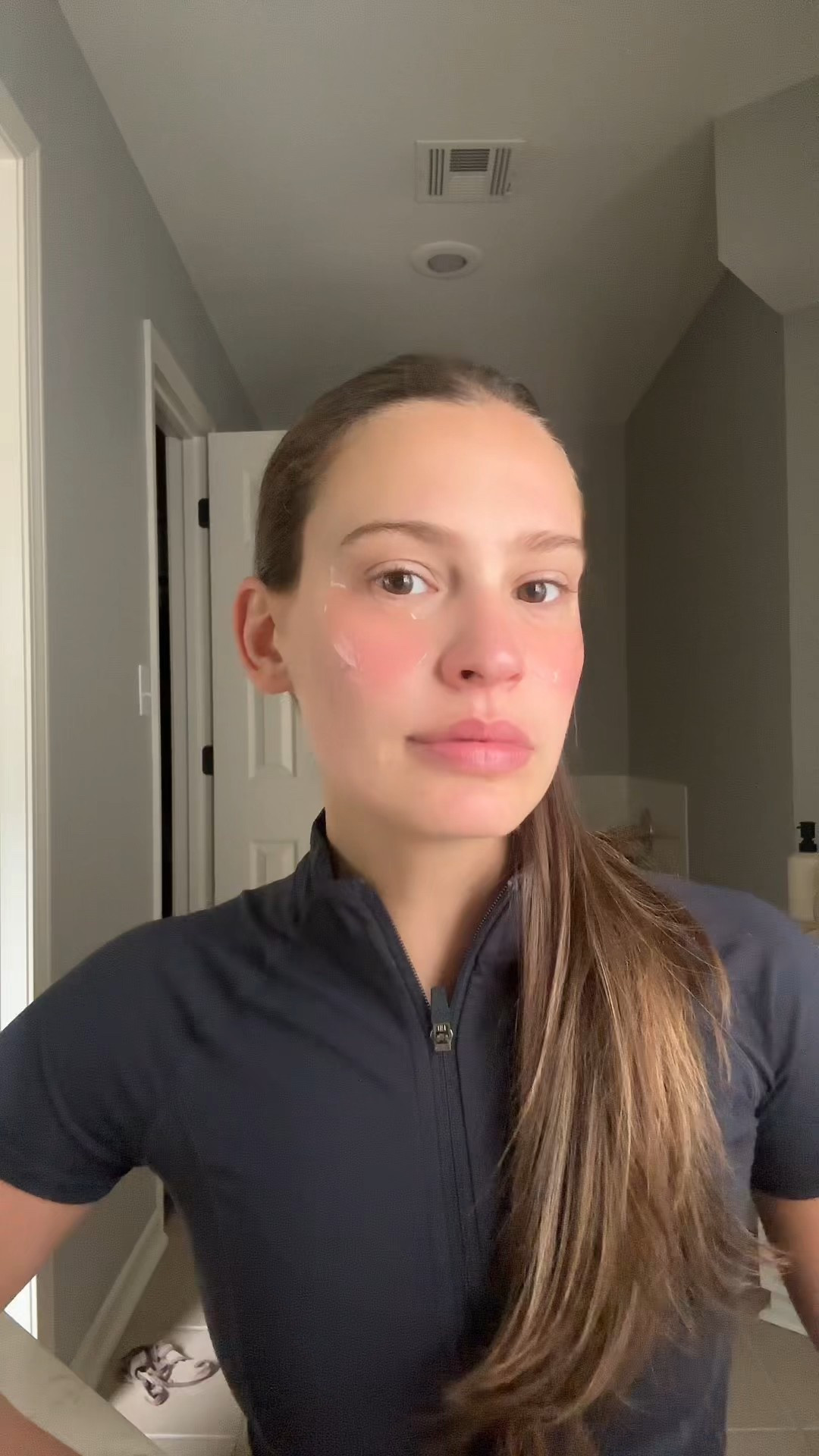 Hydrated and glowy morning skincare routine #ltkbeauty

#LTKBeauty #LTKselfcare #LTKmorningroutine