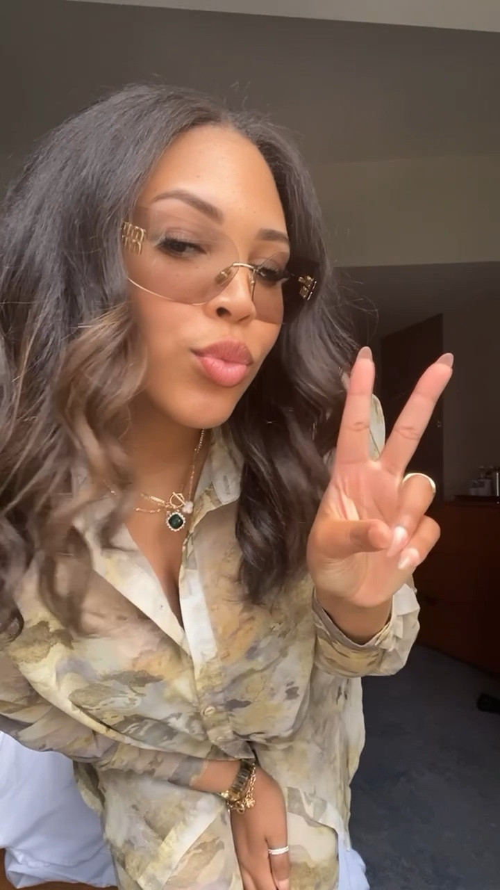 these miu miu rimless sunnies are my new obsession! 🫶🏽 #miumiu
#LTKFestival

#LTKSeasonal #LTKVideo