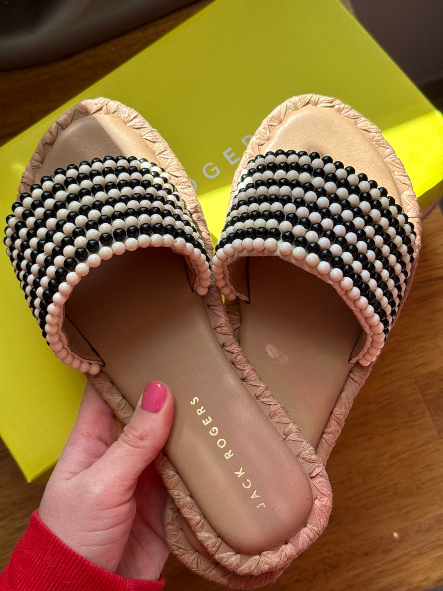 These new shoes have me soooo ready for spring - soooo cute and comfy too!! #parnter 

#LTKSeasonal #LTKmomlife #LTKgrwm