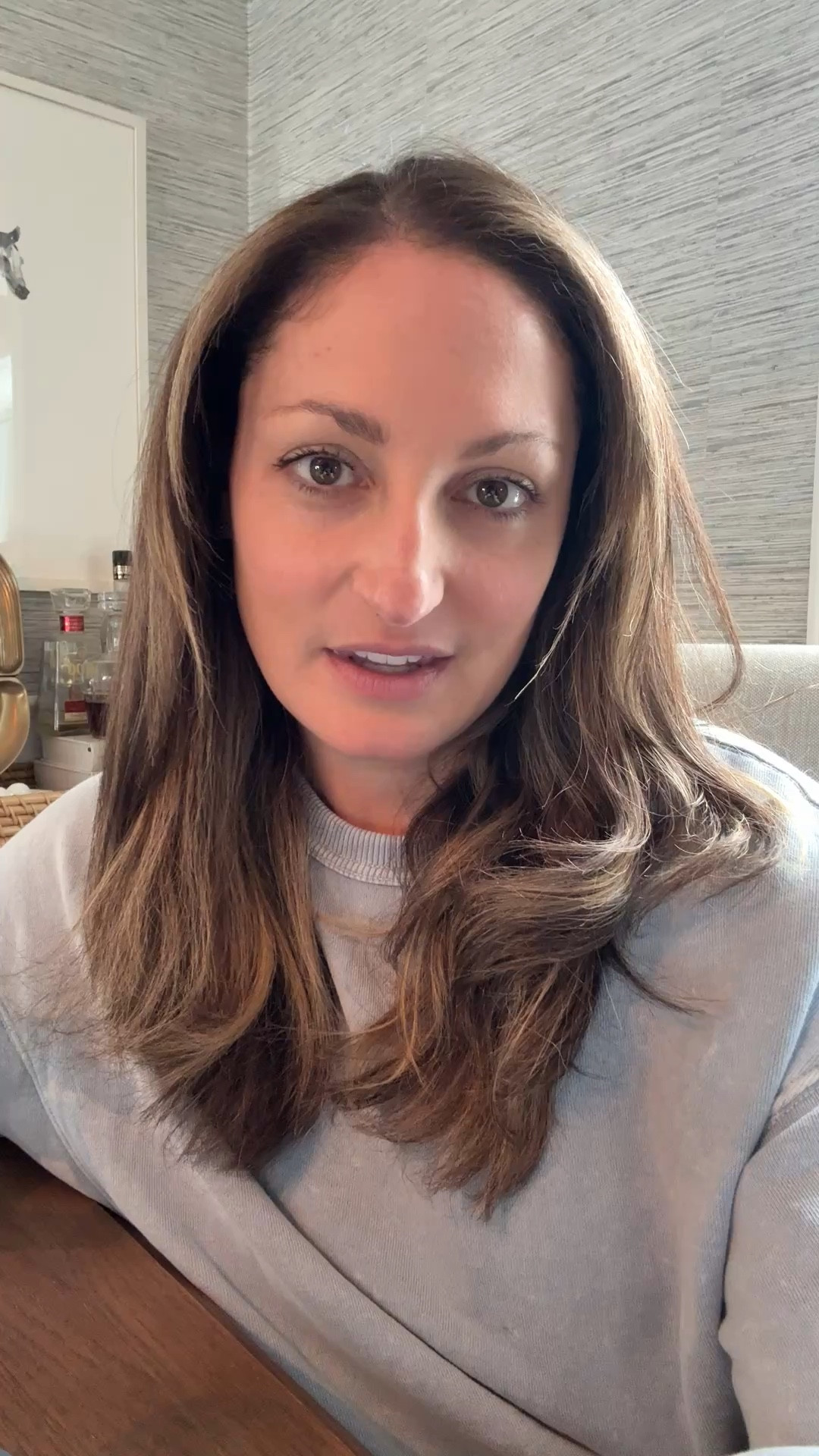 I’ve been prioritizing my health this year, which means regularly barre classes, skincare and makeup that’s good for my skin and most recently, I’ve added @Nutrafol vitamins to my daily routine and my hair has never felt so good!  



#LTKselfcare #LTKSaleAlert #LTKBeauty