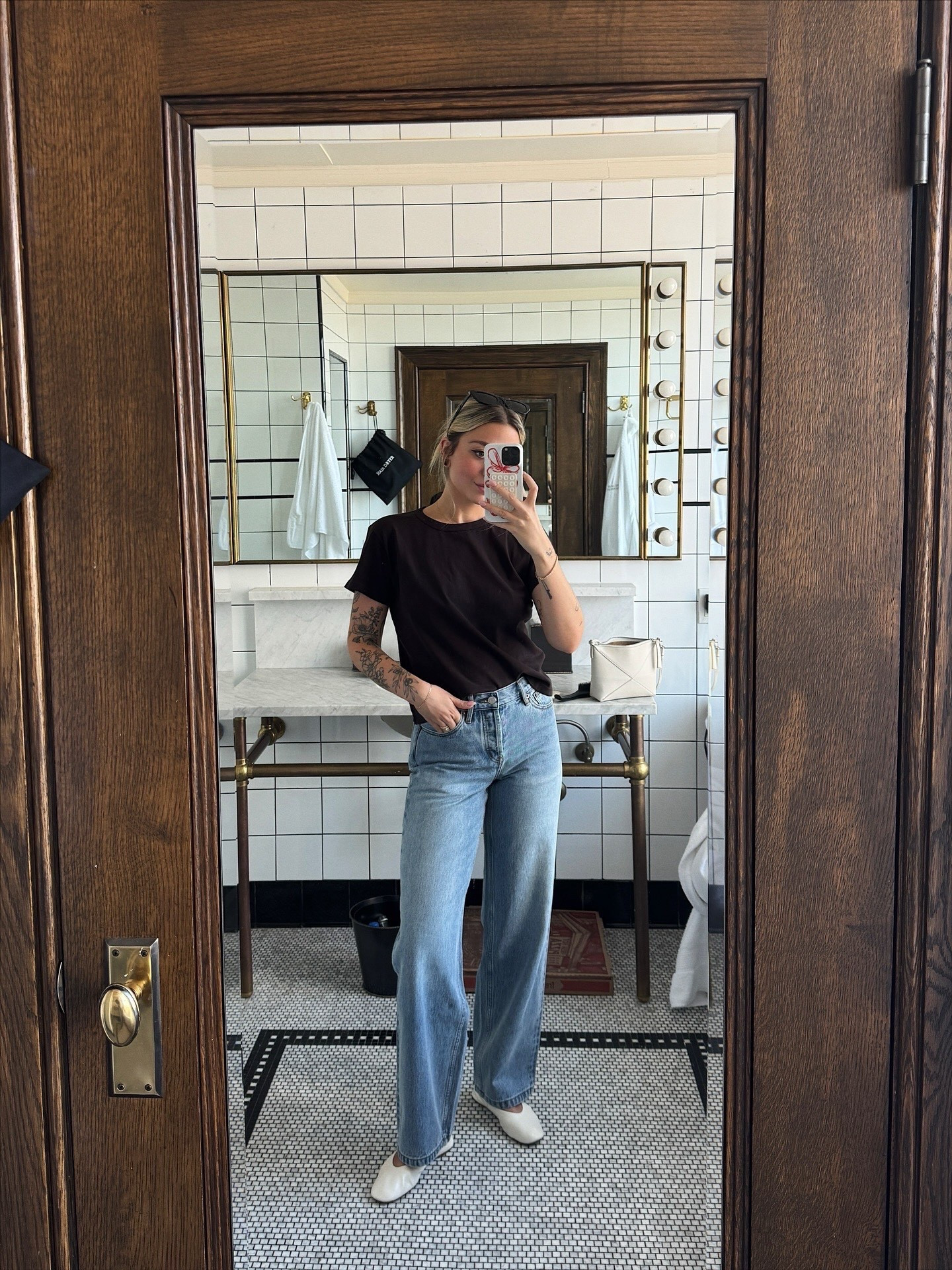 My perfect jeans and tshirt combo 