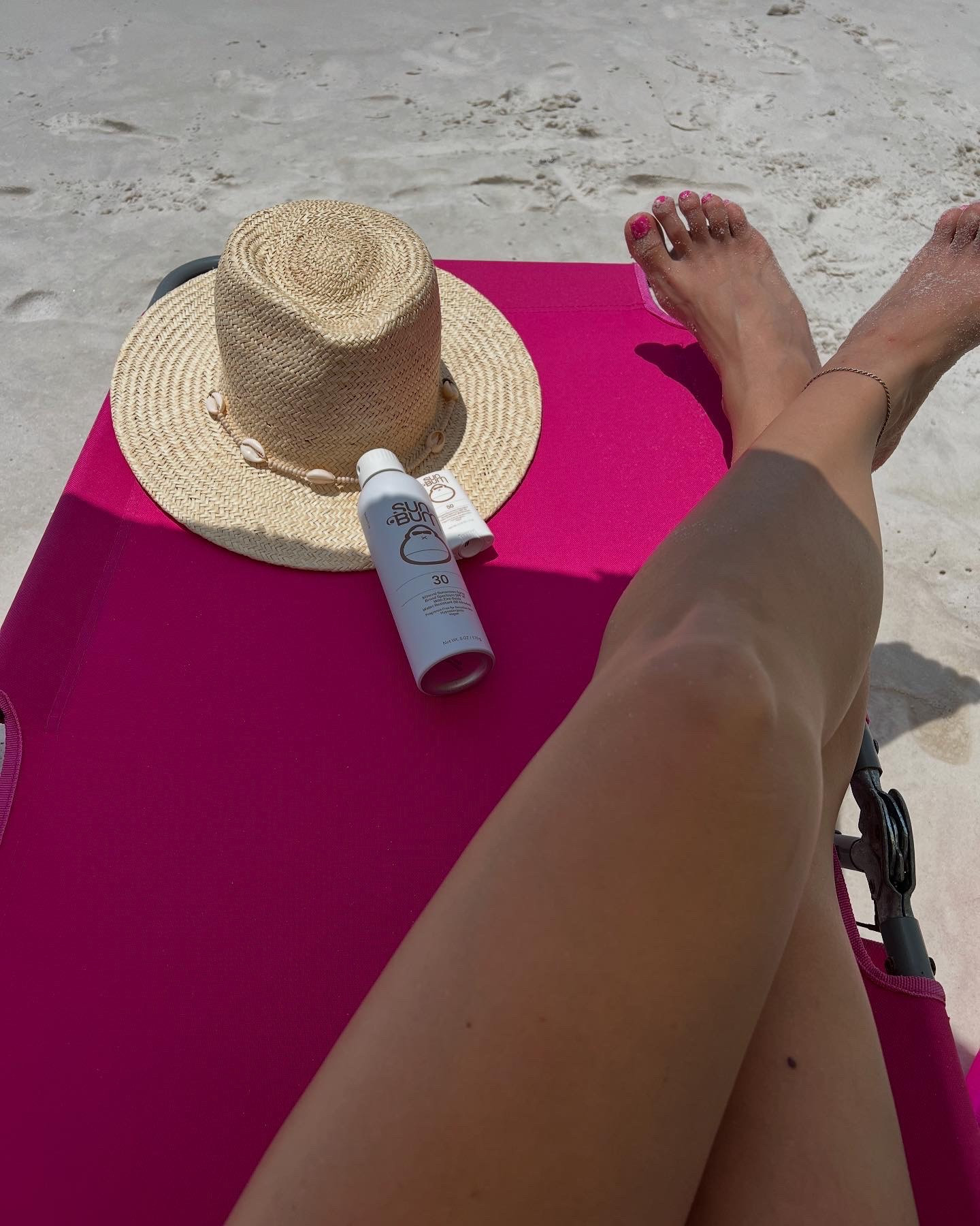 Beach favorites 

#LTKFindsUnder50 #LTKSummerEdit #LTKFindsUnder100