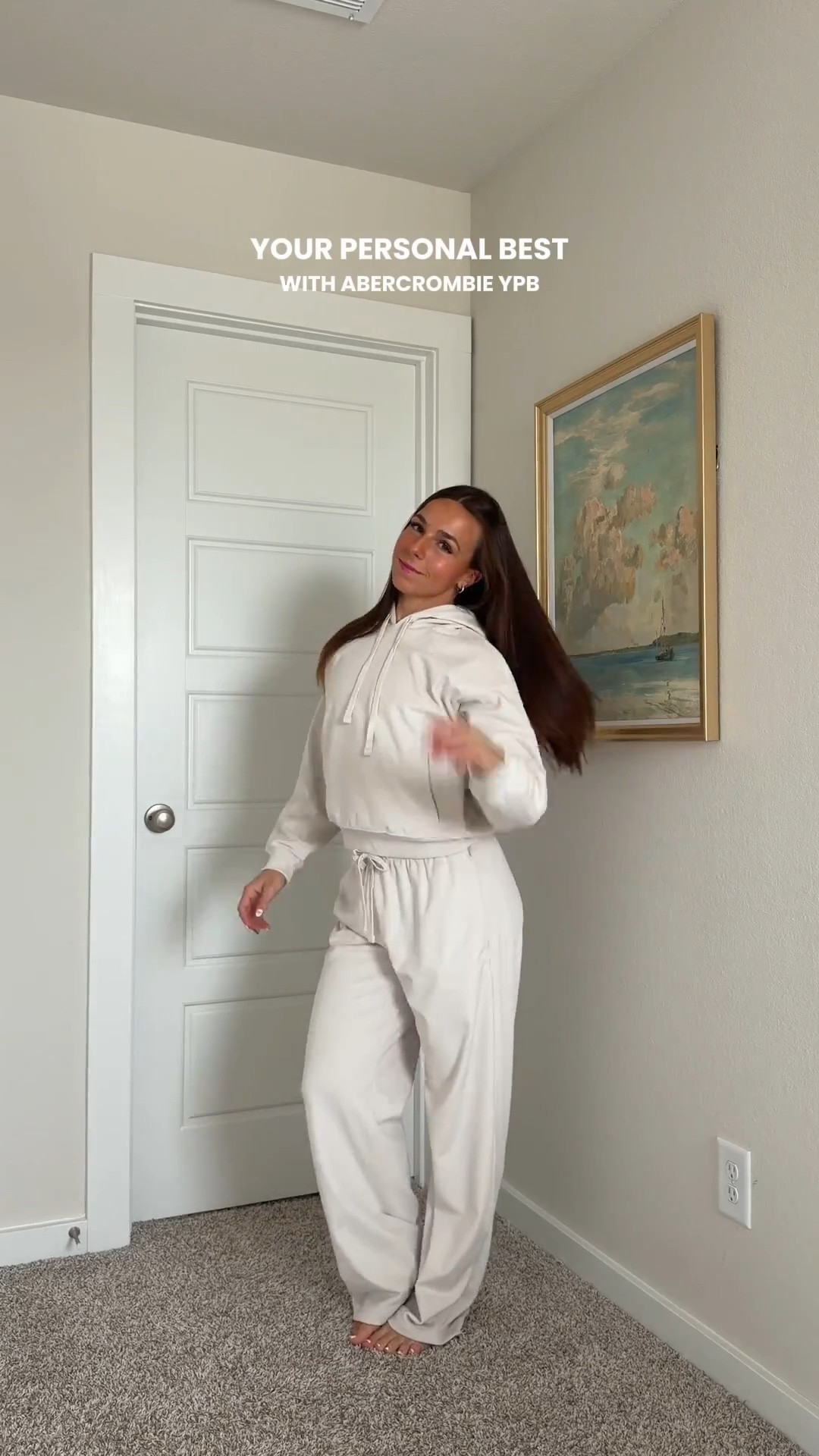 #AbercrombiePartner The YPB collection from @abercrombie helps me feel, look and be my personal best each day if I’m at the gym, out & about or even just comfortable at home!🤍