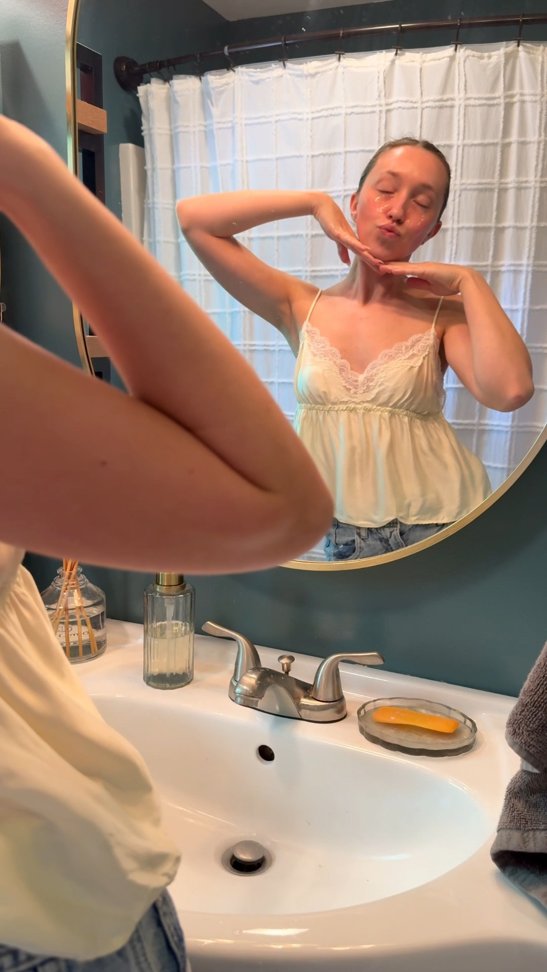 my go to self care for the morning! 