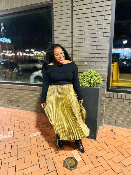 12 Days of Holiday Outfits Day 9: Gold.  Who doesn’t want to literally shine for the holidays? ✨ You’ll do just that with this gold lamé pleated skirt.  Dress it up or down. 



#LTKHoliday #LTKSeasonal #LTKmidsize