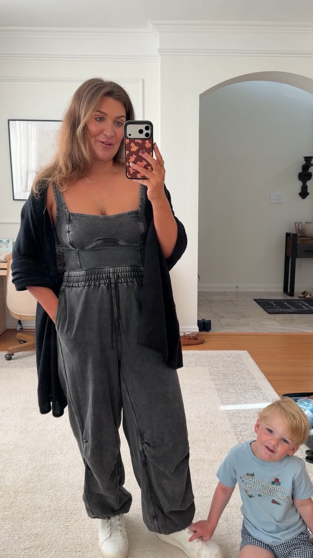 Outfit repeater! One of my favorite travel looks for a flight 

#LTKmomlife #LTKdayinmylife