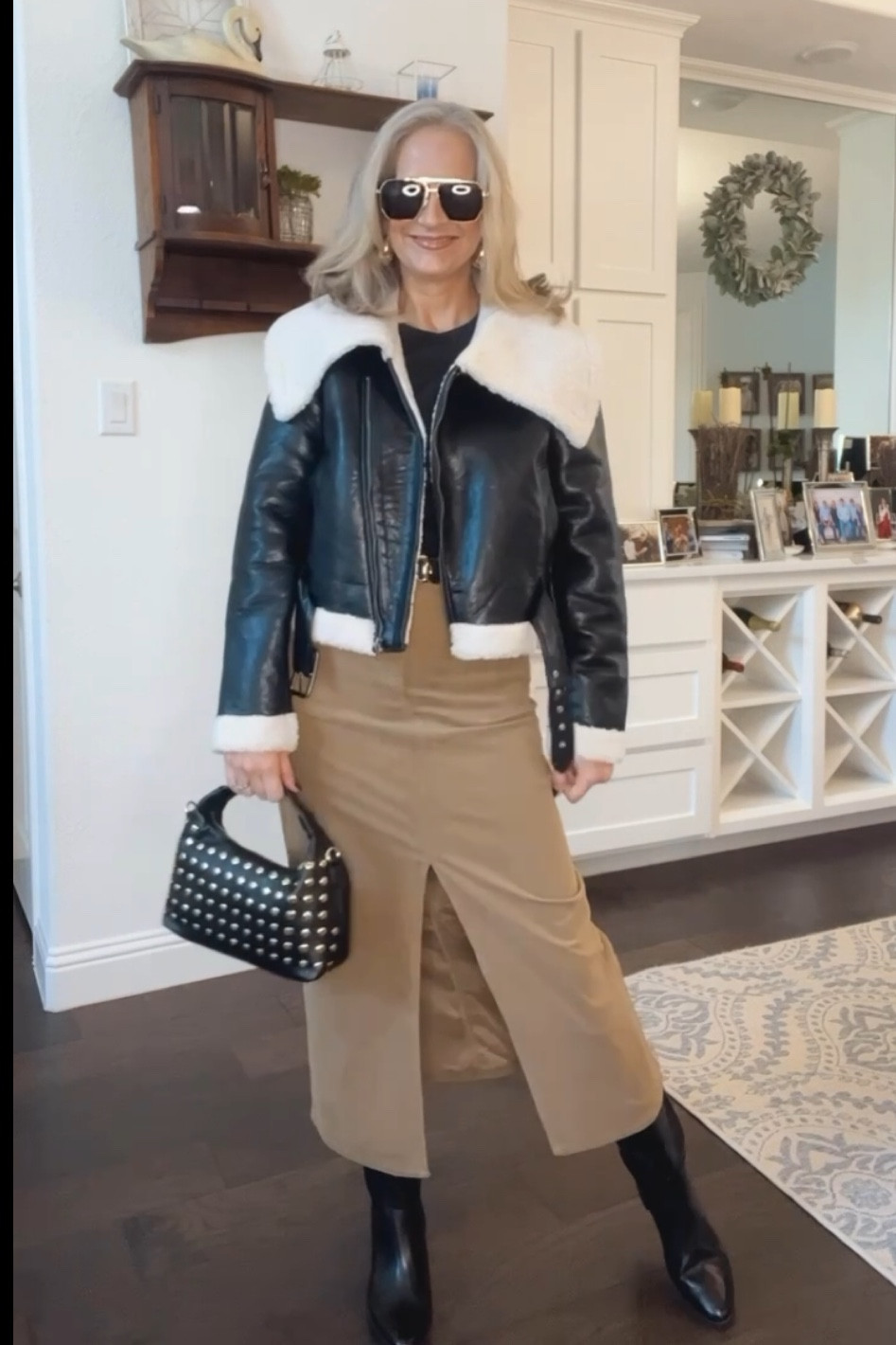 Winter chic from Vici Collection
Wearing a M
Over 40 fashion/ affordable style / elevated chic / effortless style / fall fashion / fall style / casual chic / style over 50/ 


#LTKCyberWeek #LTKStyleTip #LTKOver40