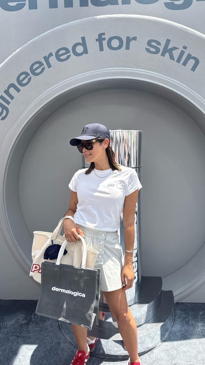 @dermalogica Experience 🙏🏻🌸🏎️ #f1miami 

Fue perfecto ir con Anabella, porque nos hicieron un análisis de la piel ✅, y como mamá quiero ayudarle con los productos correctos en medio de cambios y horomonas😅 .

Amamos el protector solar ! #sunscreen  es súper ligero y deja ese aspecto juicy and healthy de la piel que tanto me gusta !

#skincare #beauty #blogger

#LTKmorningroutine #LTKdayinmylife #LTKBeauty