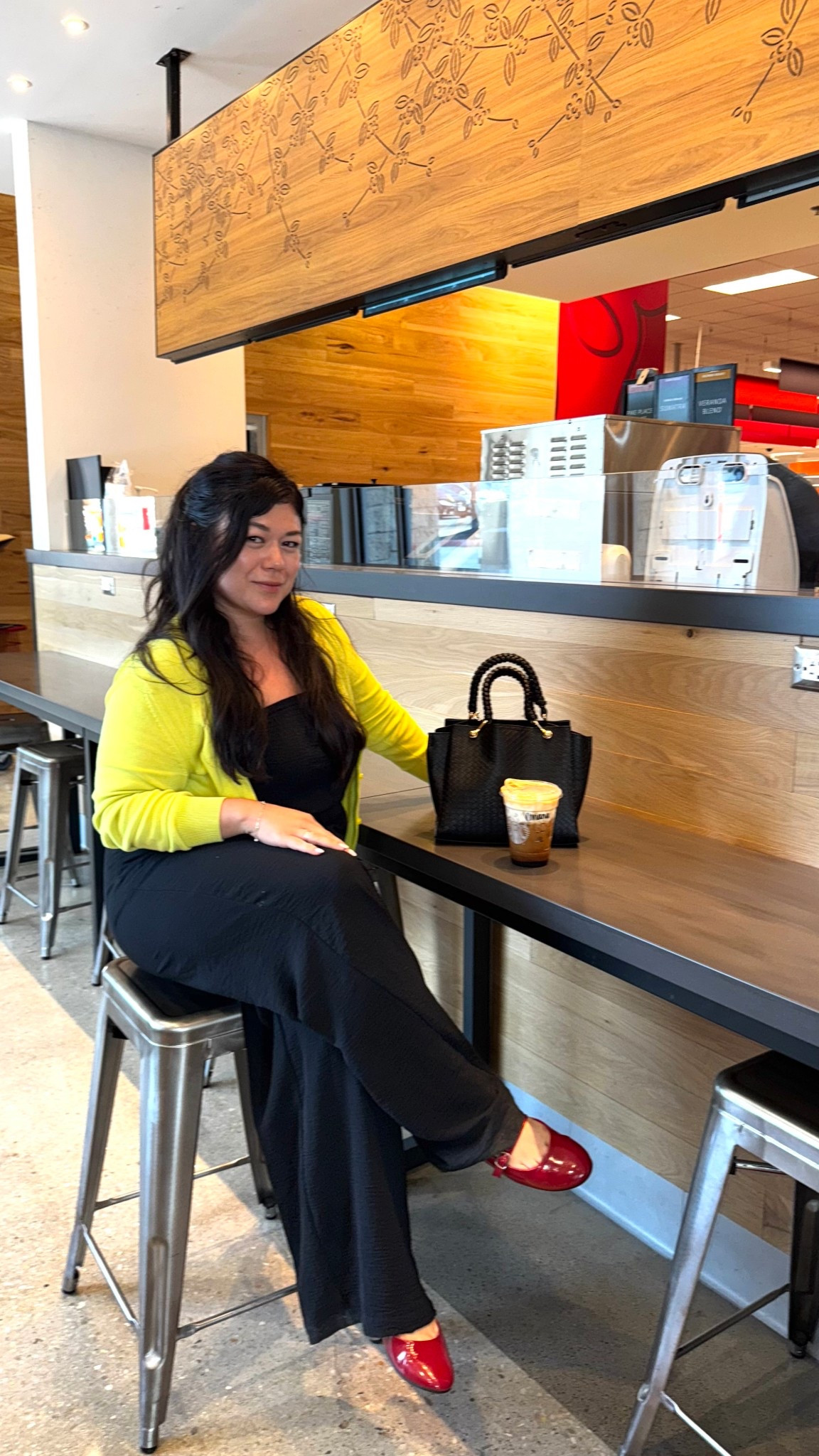  perfect combo of pieces I can wear from casual to work ✅
.
.
.
#walmart #midsize #curvy 

#LTKMidsize #LTKSaleAlert #LTKStyleTip