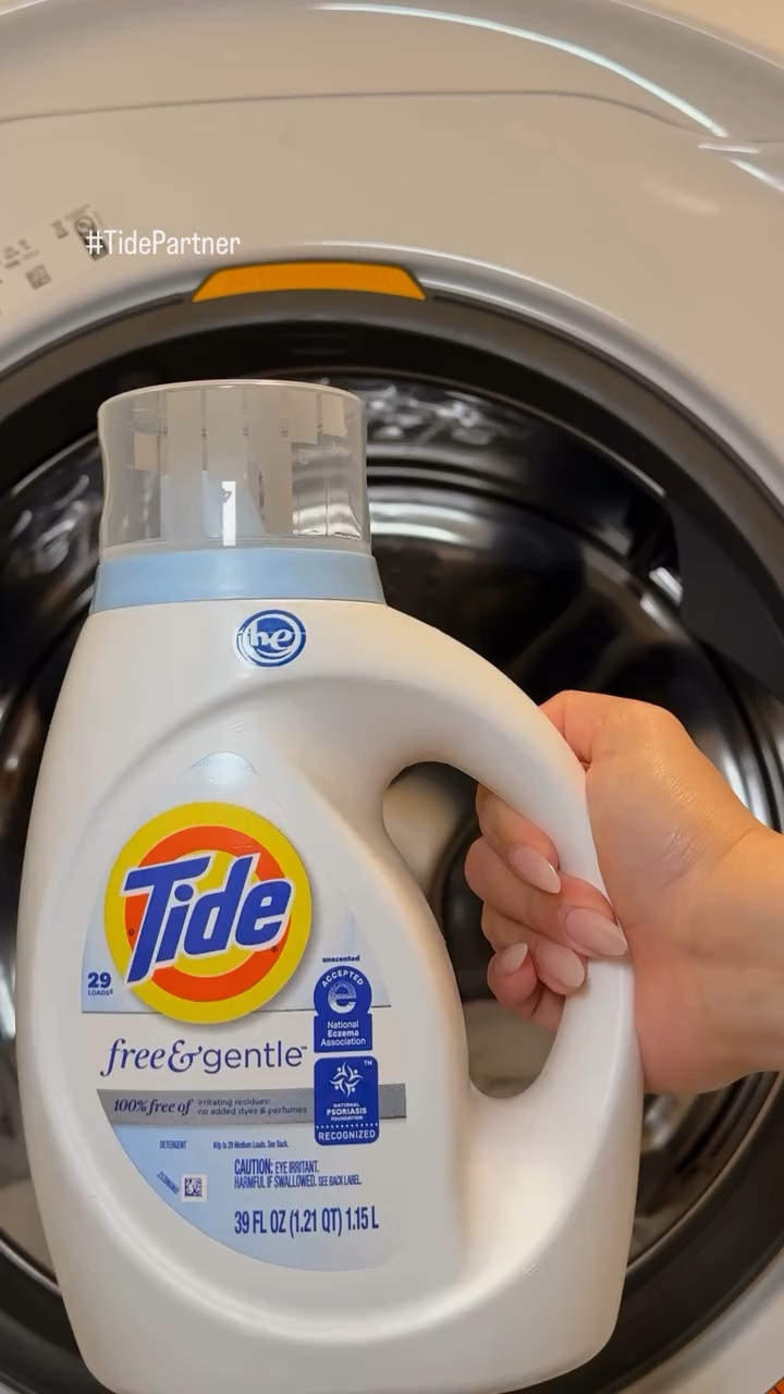 #TidePartner My sensitive skin has been so happy lately and I finally figured out why. 🤍

Switched to the newly upgraded Tide Free & Gentle — a hypoallergenic, deep-cleaning detergent with zero added dyes, perfumes, or irritating residues. The new clear liquid formula even has a “dinge upgrade” that keeps clothes brighter for longer. Gentle on skin. Tough on dirt. That’s the kind of clean my family deserves.

If you’ve been sleeping on this one, it’s time. 🛒 Shop now on Instacart 
@tidelaundry @instacart 

#TestedTrustedCleaner #ad #sensitiveskin #laundryroutine
