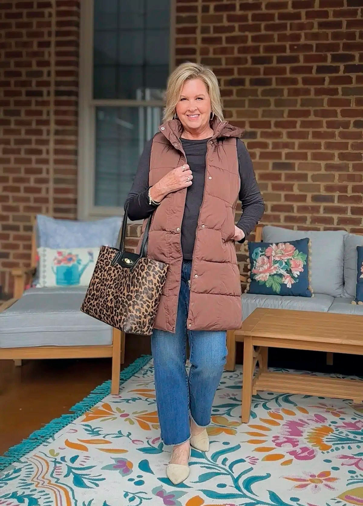 This long puffer vest is a great Amazon find! It’s under $40 and comes in several colors.

#LTKTravel #LTKSaleAlert #LTKootd