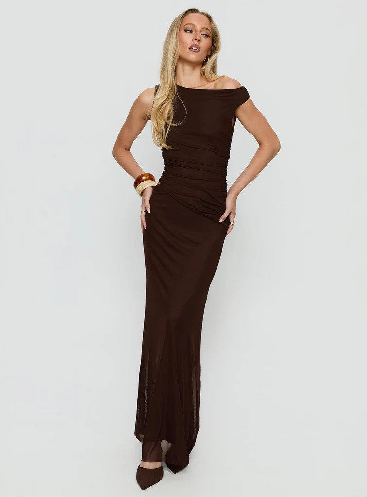 Krystyna Off Shoulder Ruched Maxi Dress Chocolate | Princess Polly US