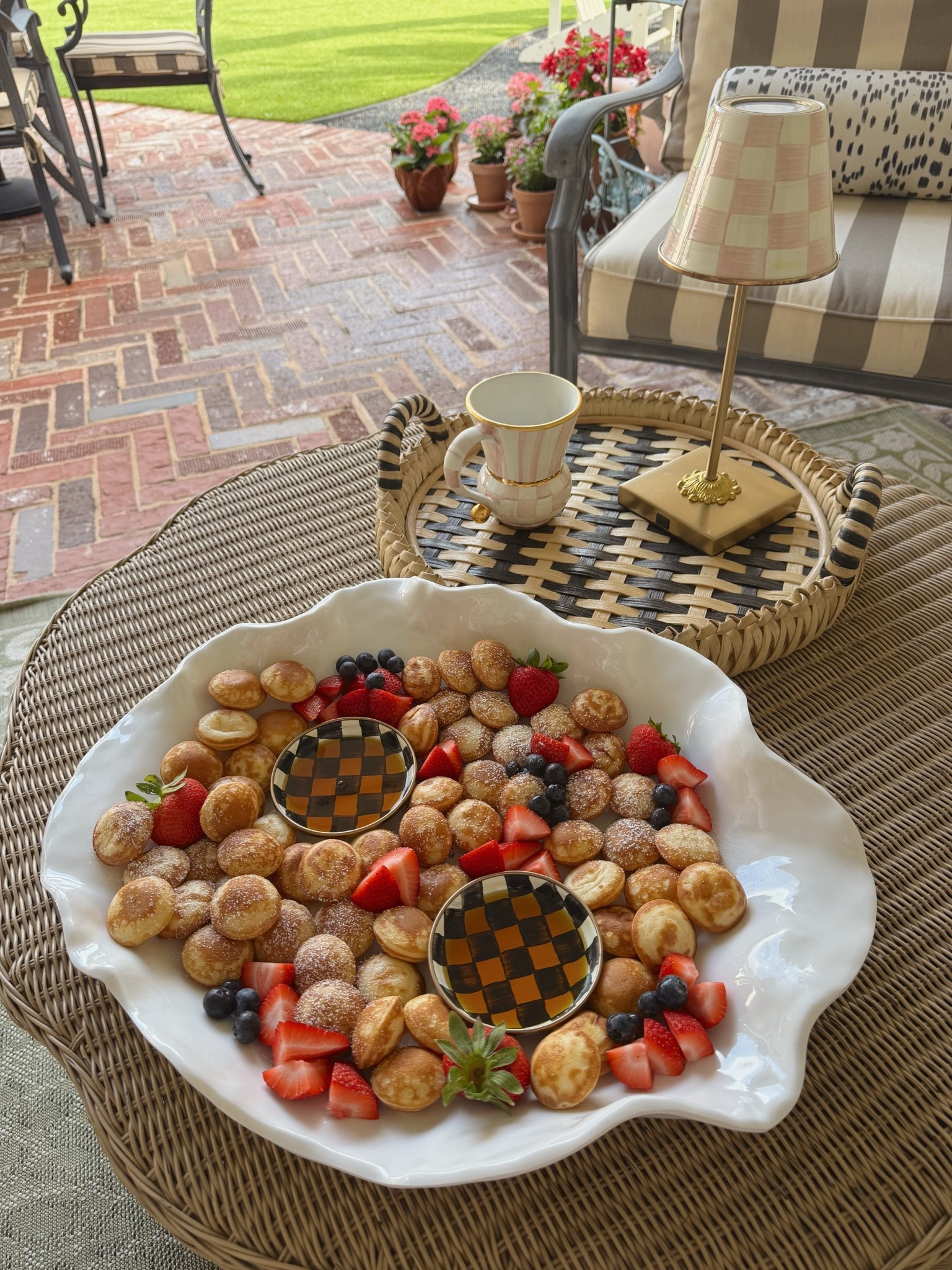 What I bought from @wayfair for patio season! #Ad #WayfairPartner #wishyouwerehere #outdoor #wayfair