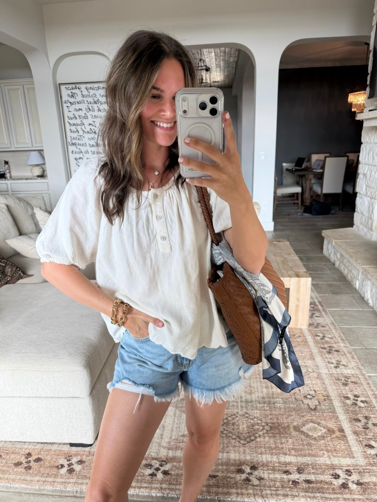 The perfect spring top 🤍 this color is sold out, but it comes in the prettiest yellow and classic black! Lightweight linen material that’s perfect for summer weather.

#LTKootd #LTKdayinmylife #LTKgrwm