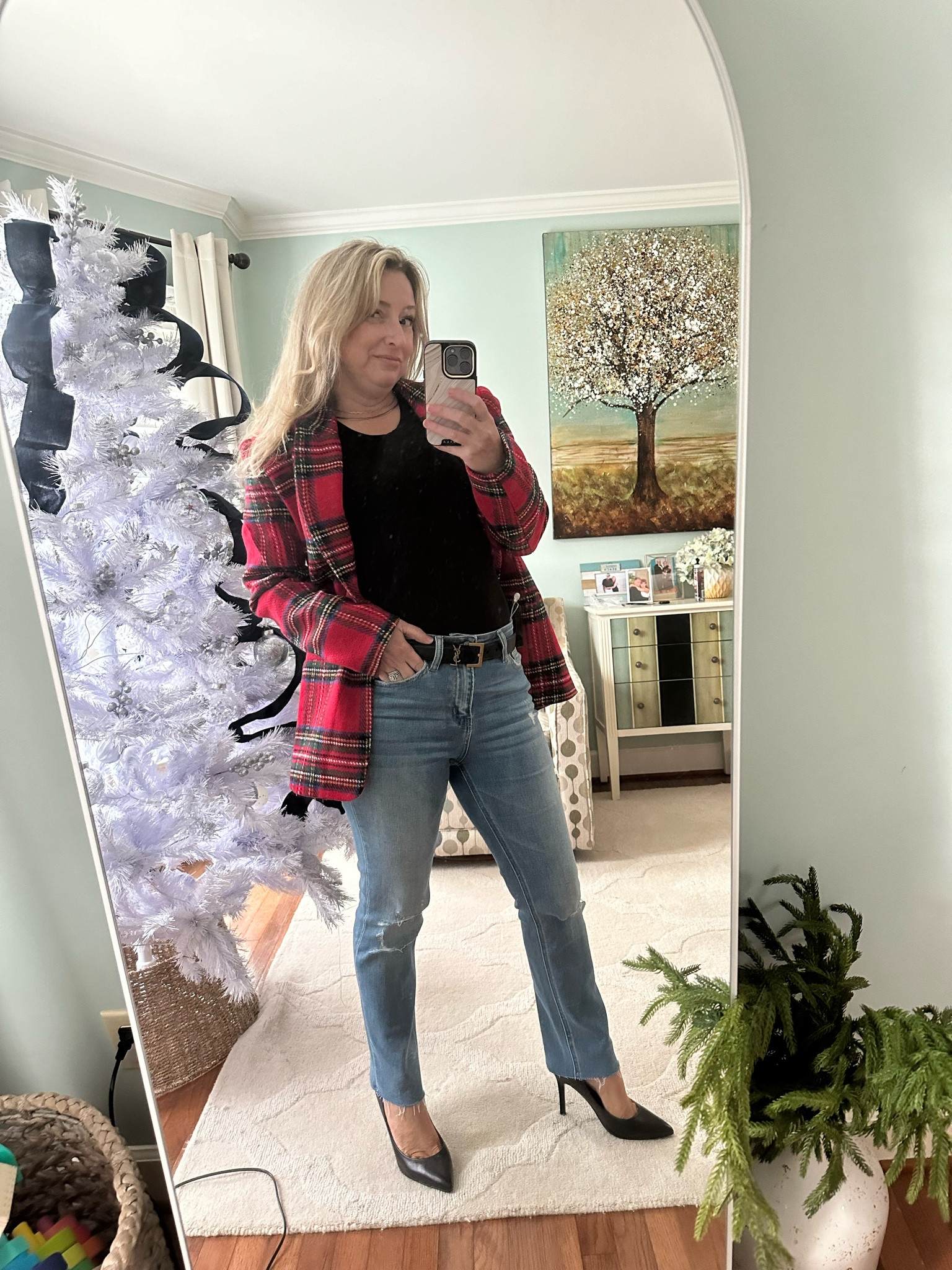 Holiday blazer
Slim straight jeans
Vici code Trilbystyle 
Heels
Ysl belt


#LTKover40 #LTKHoliday #LTKparties