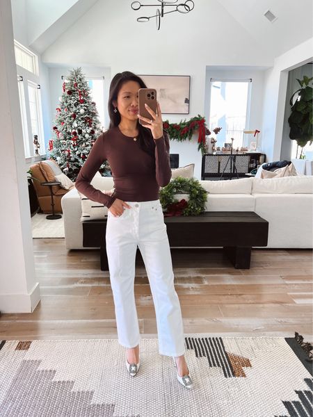 Winter outfit with white straight leg jeans and contoured top! Wearing size XS in top and 0 in the bottoms. Love this look for casual workwear, date night or every day 

#LTKSeasonal #LTKstyletip