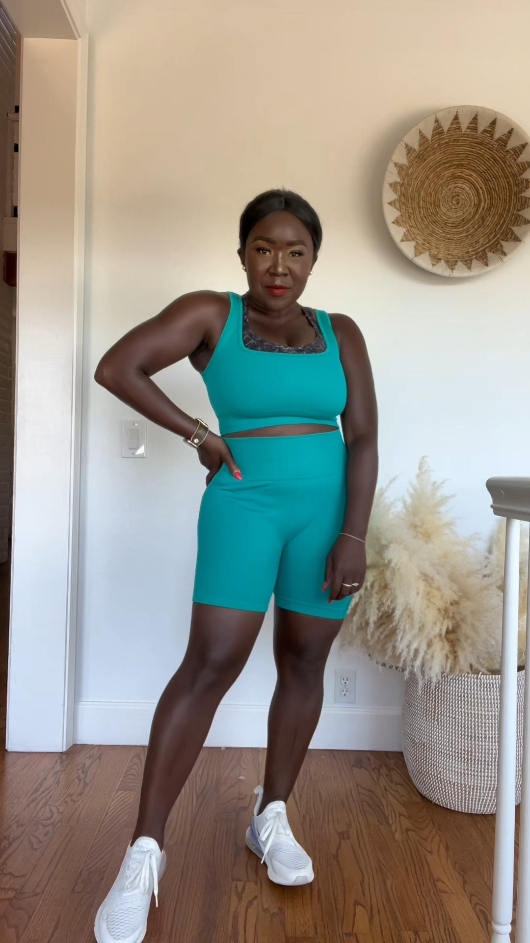 Amazon workout set that is worth the hype!! Love the color and fit of this set. If you’re bigger chested like me you may need to layer a sports bra underneath for extra support!

#LTKcurves #LTKstyletip #LTKFitness