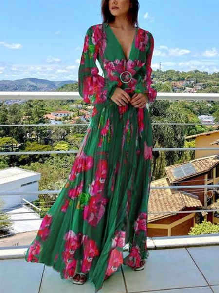Vacation Long Sleeve Floral V Neck Regular Fit Maxi Dress | StyleWe (US)