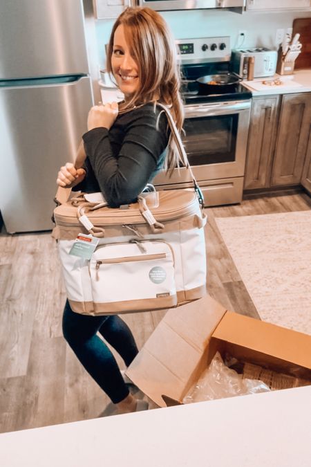 RUUUN! And I mean it… I think these two are going to sell out QUICK! 😍
God love my husband for his kindness when he acts like he cares about the goodies that just came in from Target while he was gone to Alaska for over a month. 🤣

#targetstyle @targetstyle @target #summervibes #beachbag #coolerbag