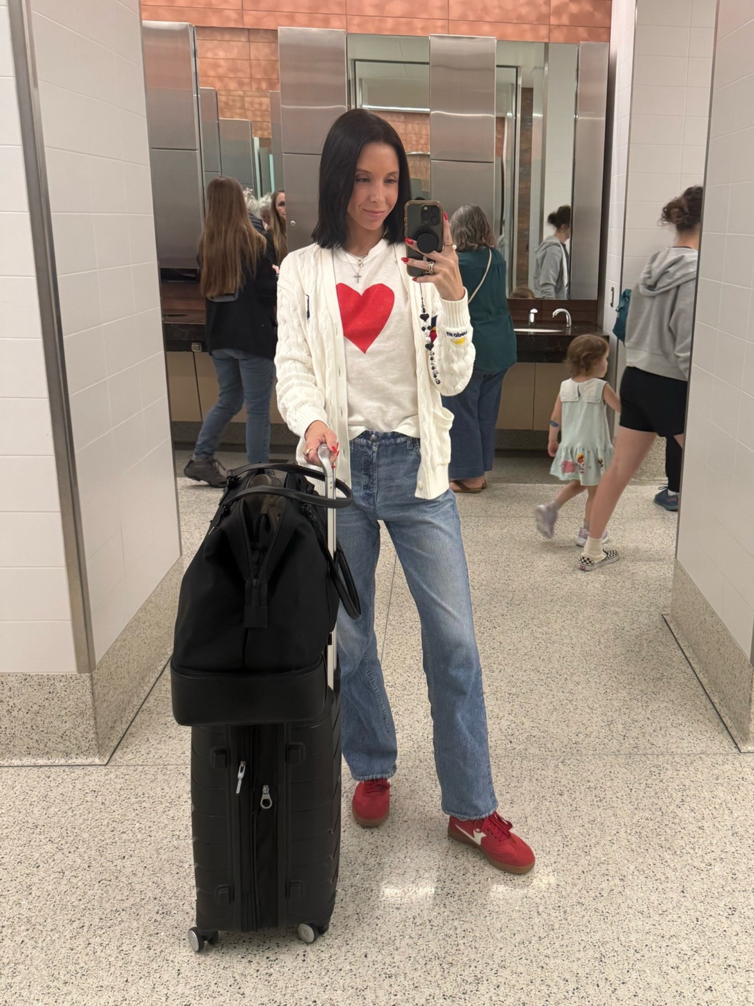 Travel outfit, easy, casual comfy #malfit #outfitideas #everydayoutfit #casualoutfit #whatiwore #ootd #outfitinspo #everydaystyle #neutraloutfit #denim #cardigan #amazon #amazonfinds #sweatpants #sweats #travel

#LTKootd #LTKdayinmylife #LTKTravel