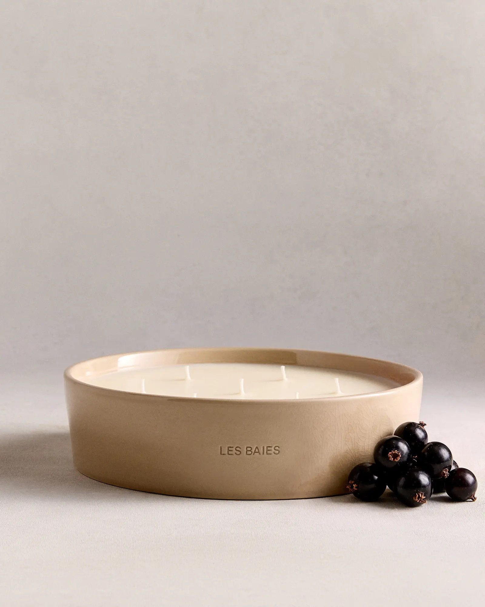 Les Baies 7-Wick Luxury Candle | Quince