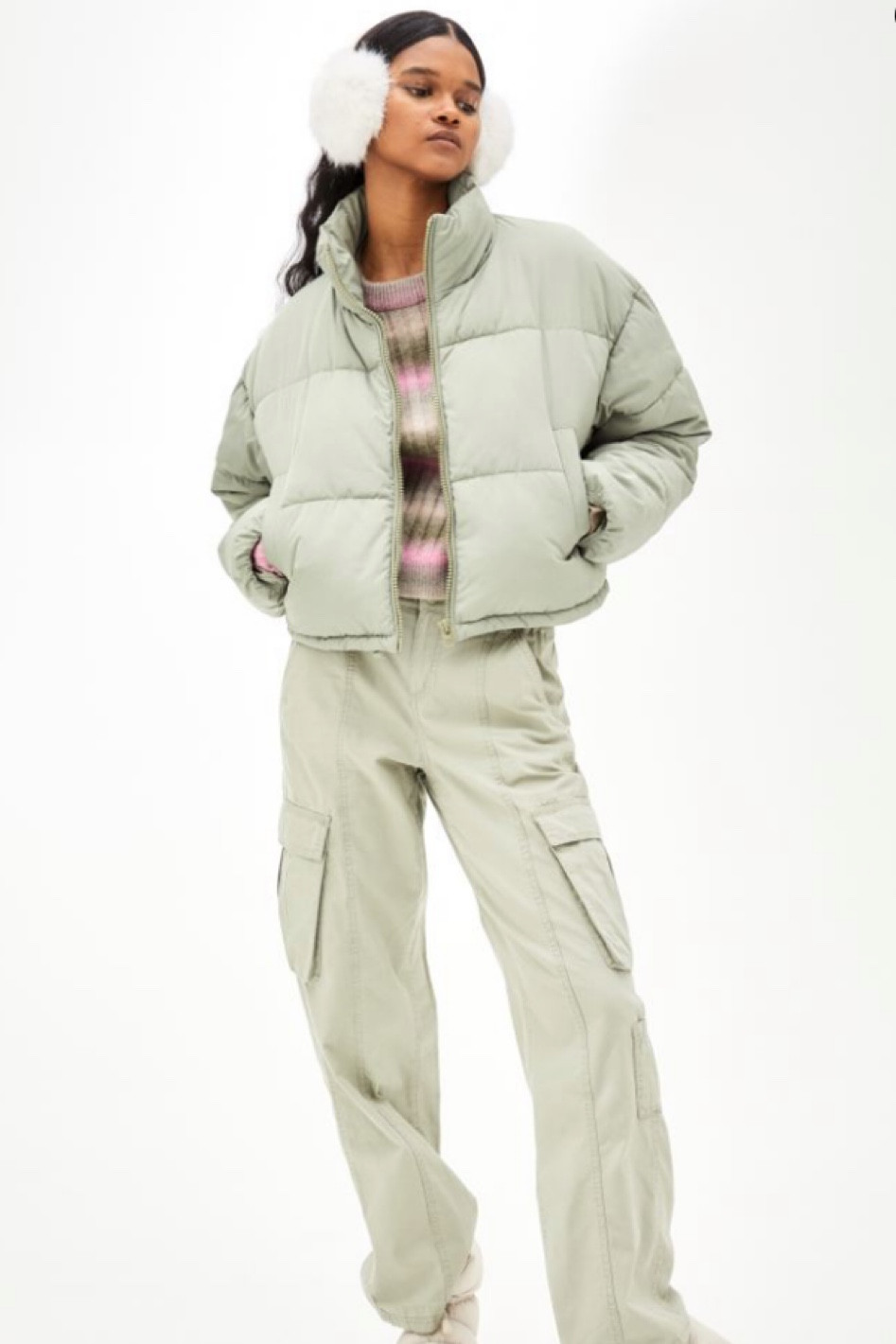 Winter fashion

#LTKHalloween #LTKHoliday #LTKSeasonal