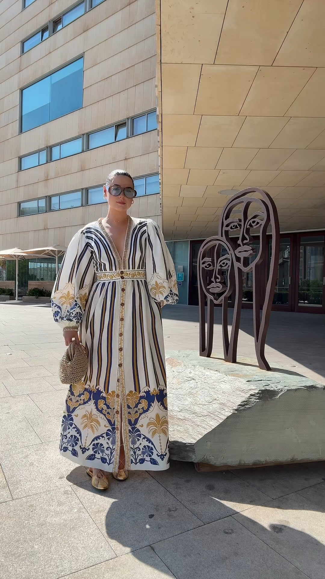 Can I have a little commotion for the dress 🩵

#LTKeurope #LTKsummer