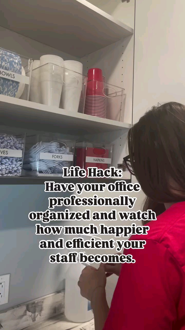 Ready to love your office space?No one wants to work in chaos. Rather you have a small office space or large corporate office, we’d love to help you create systems that work for you!••Let’s help you make the most of your work day!

#LTKFindsUnder50 #LTKVideo