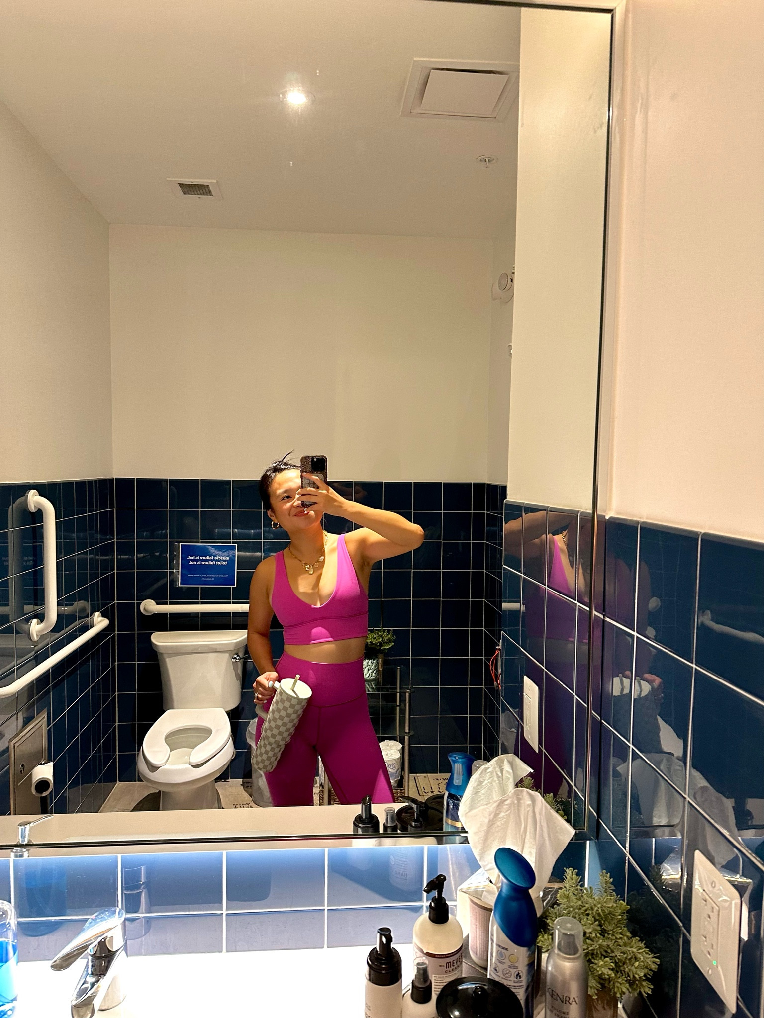 Pilates fit pop of pink 💖🎀👛🦩

#LTKActive #LTKFitness