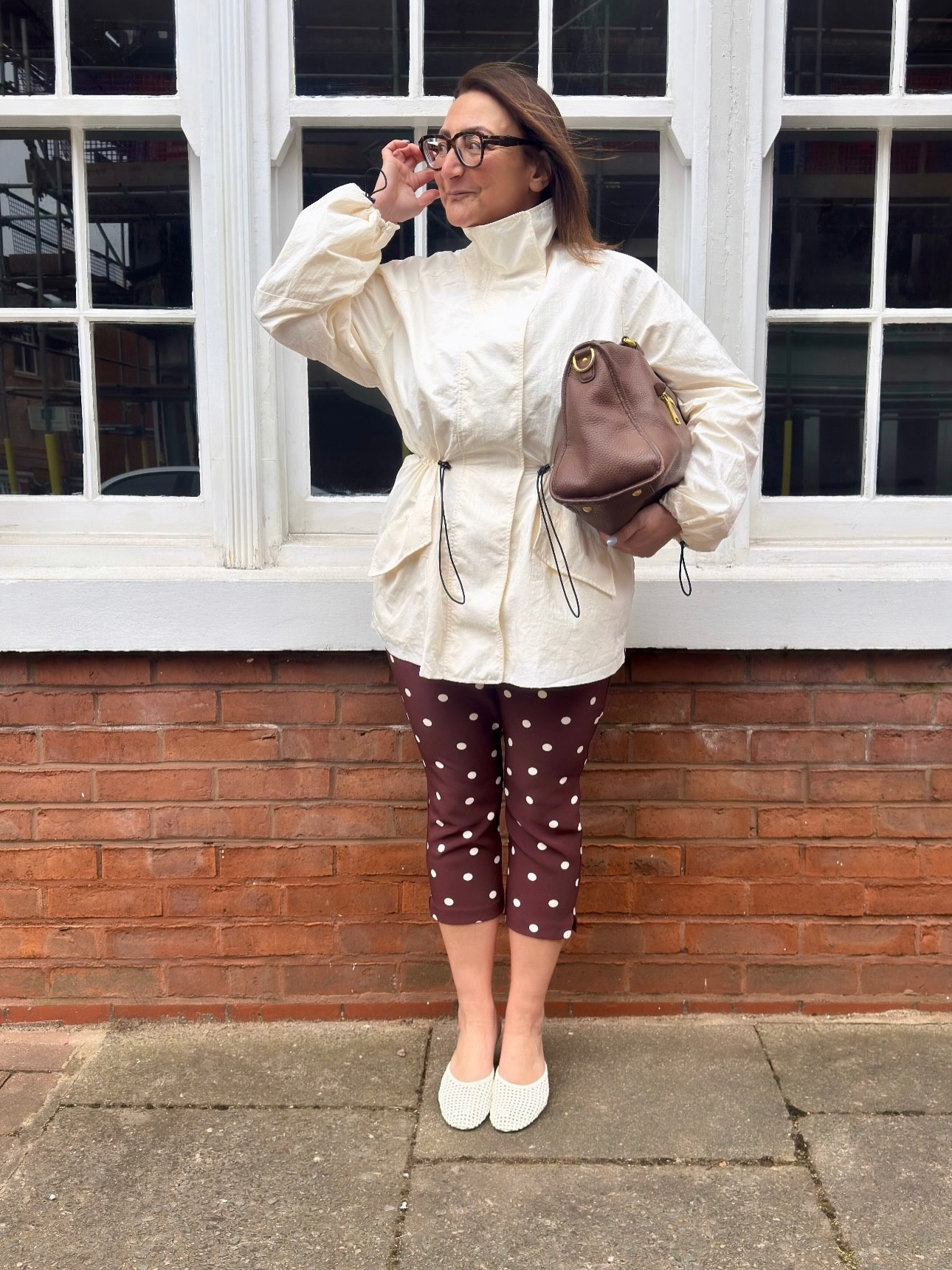 Polka dots 🟤⚪️🟤⚪️

Prepare to see them everywhere this spring! They’re a massive trend that I hinted at last spring but this season, it’s going to be a very dominant print! 

I love this set and couldn’t wait to wear it as soon as it arrived - even if the weather is a total nightmare (scroll to the end to see the proof 😂)

The bag is Prada from @elitepreloved and is a perfect tonal colour with the outfit 

Ad/pr product 

Polka dot trend
Spring fashion trends
Minimal style
Windbreaker
How to wear capri pants
How to style windbreaker jackets 
Personal stylist
Celebrity stylist
Wardrobe concierge
Manchester Cheshire London UK Zurich Dubai
Prada bag

#LTKspring #LTKuk #LTKeurope