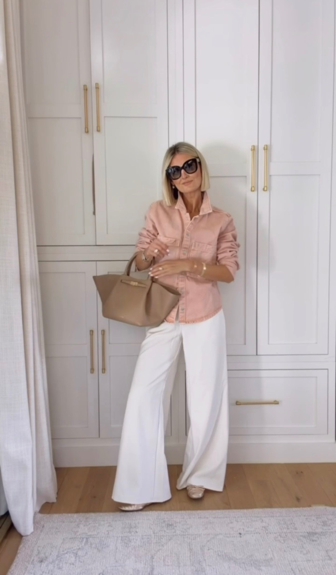 I have been pulling for denim shirts constantly, so I was so excited to get a pink one! Wearing M in shirt & XS in pants!

Loverly Grey, fall outfit, Target, wide leg pants, denim shirts

#LTKSeasonal