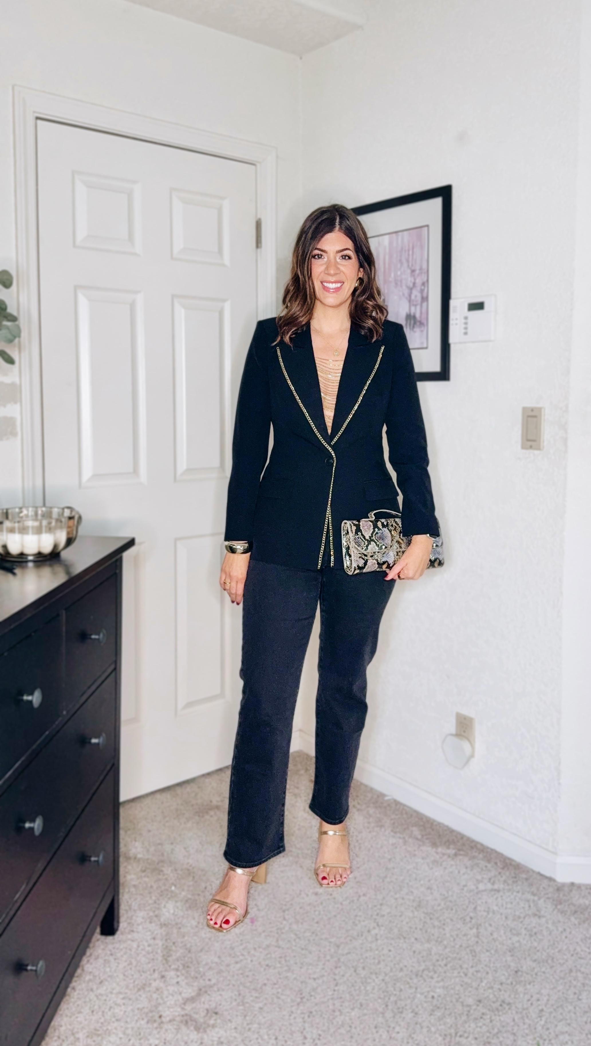 Midsize galentines outfit
Date night, girls night, moms night, spicy night out 
Medium blazer, 29 regular jeans 

#LTKSeasonal #LTKStyleTip #LTKSaleAlert