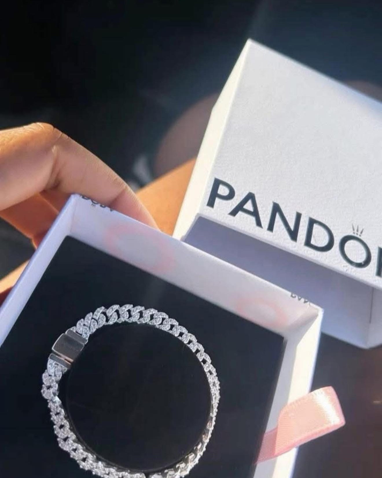 This is your sign to get this bracelet 😍😍😍 @pandora did they thing 💗💗

#LTKdayinmylife