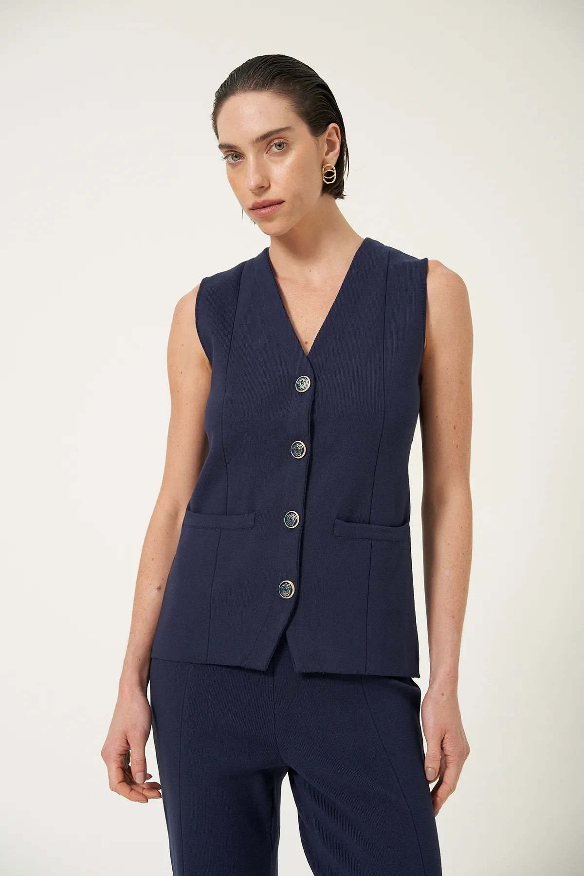 Colete Tricot Botoes Missinclof - MARINHO - Gallerist | Moda Autoral e Contemporânea | Gallerist (BR)