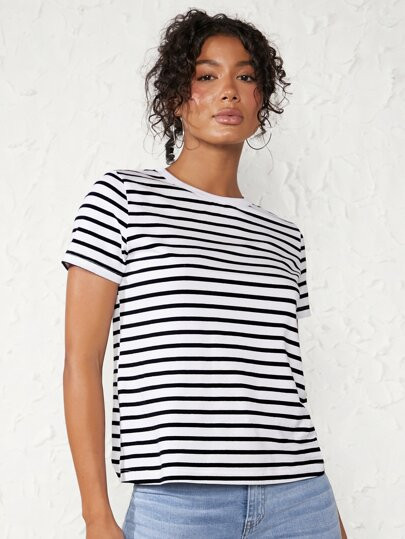 SHEIN BASICS T-Shirt mit Baumwolle Streifen Muster | SHEIN
