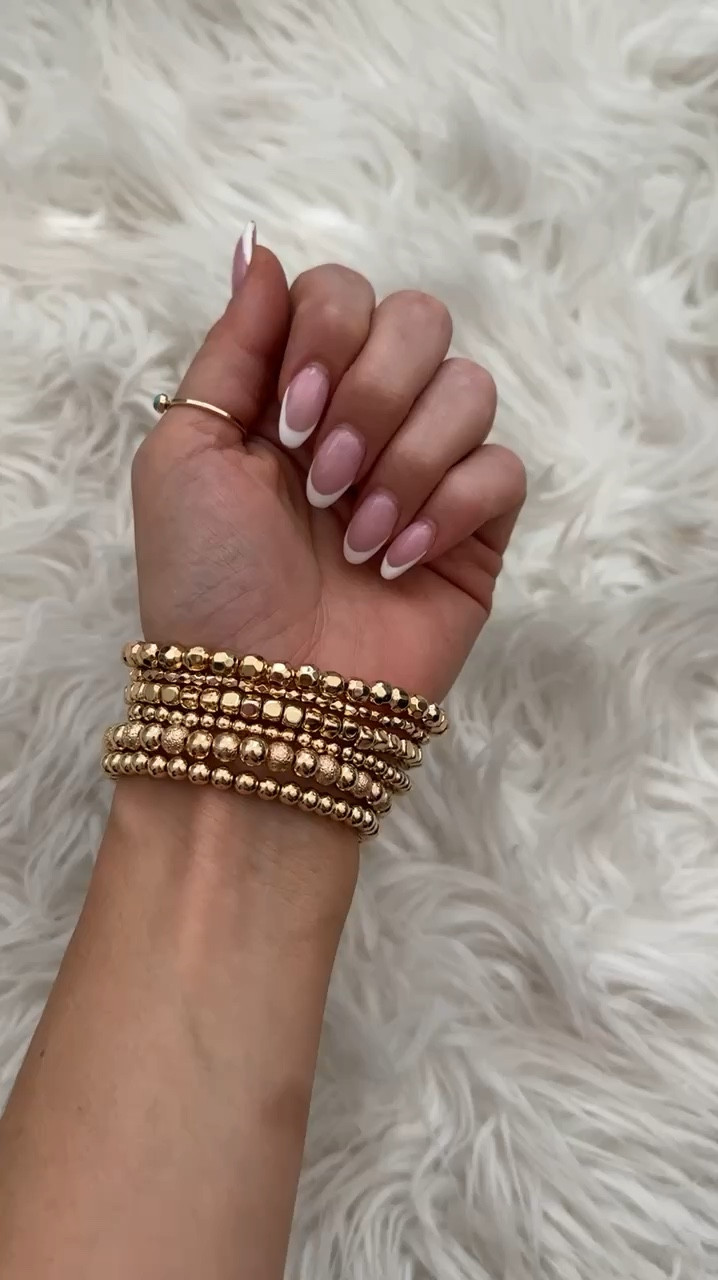 $5.88 gold bracelet stack ✨

#LTKstyletip #LTKworkwear #LTKfindsunder50