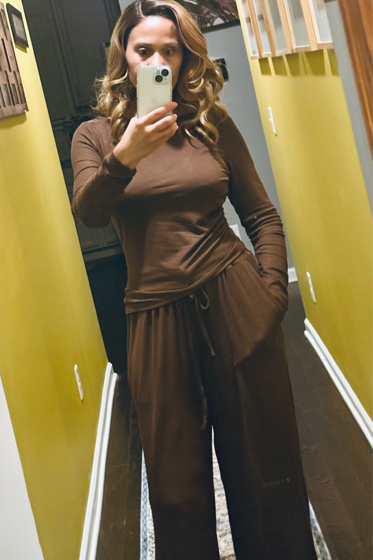 Wore this lounge set in size large to dinner tonight with some clogs. The wig is Outre Elora in DRFF2 Brown Sugar.

#LTKStyleTip #LTKActive #LTKFindsUnder50