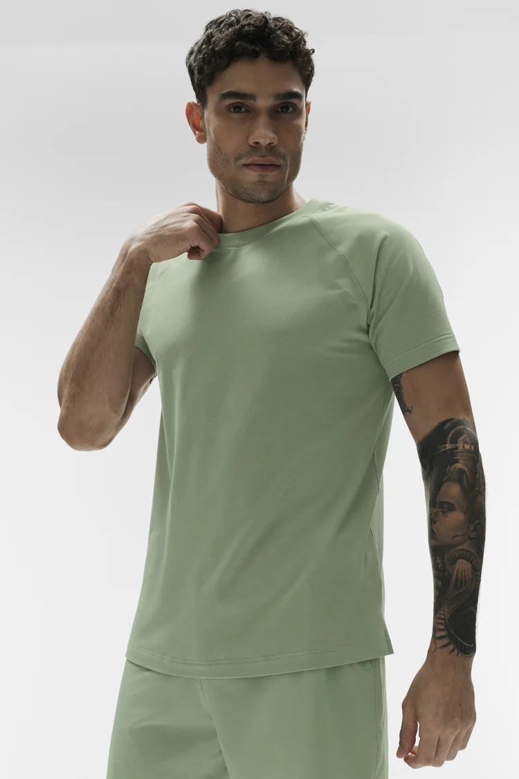 ALO Vapor Crewneck Short Sleeve | Alo Yoga