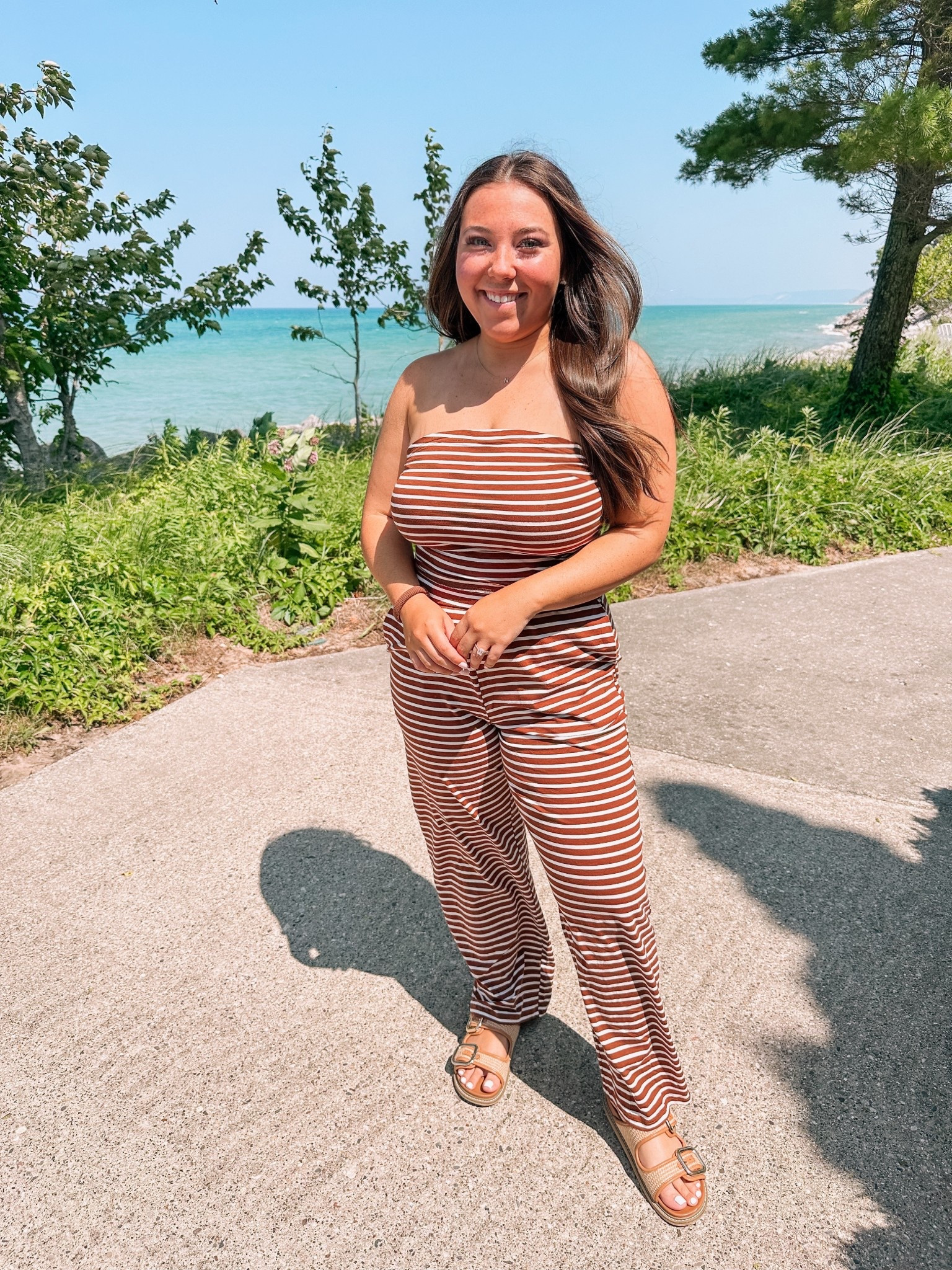 The cutest summer outfit! Looks like FP without the price tag! Wearing size M!