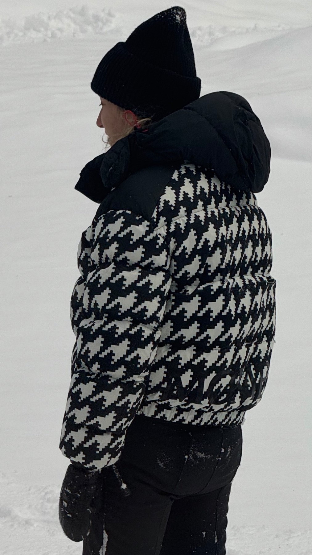 I'm more than ready to hit the slopes and make the most of my favorite sport. While icy slopes and freezing temperatures aren't ideal, I've invested in a very warm and stylish jacket that will keep me from freezing. I'm fully prepared (sort of) to take on the challenging terrain. My family, including my snow bunnies and hubby, share my passion for skiing, and together we're set for this “cool” day. Here we go! The best part of the day is going into the lodge for hot chocolate with marshmallows. You should see the ski jackets I’m sharing! 

#LTKSeasonal #LTKActive #LTKootd