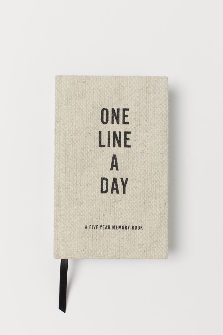 One Line a Day | H&M (US)