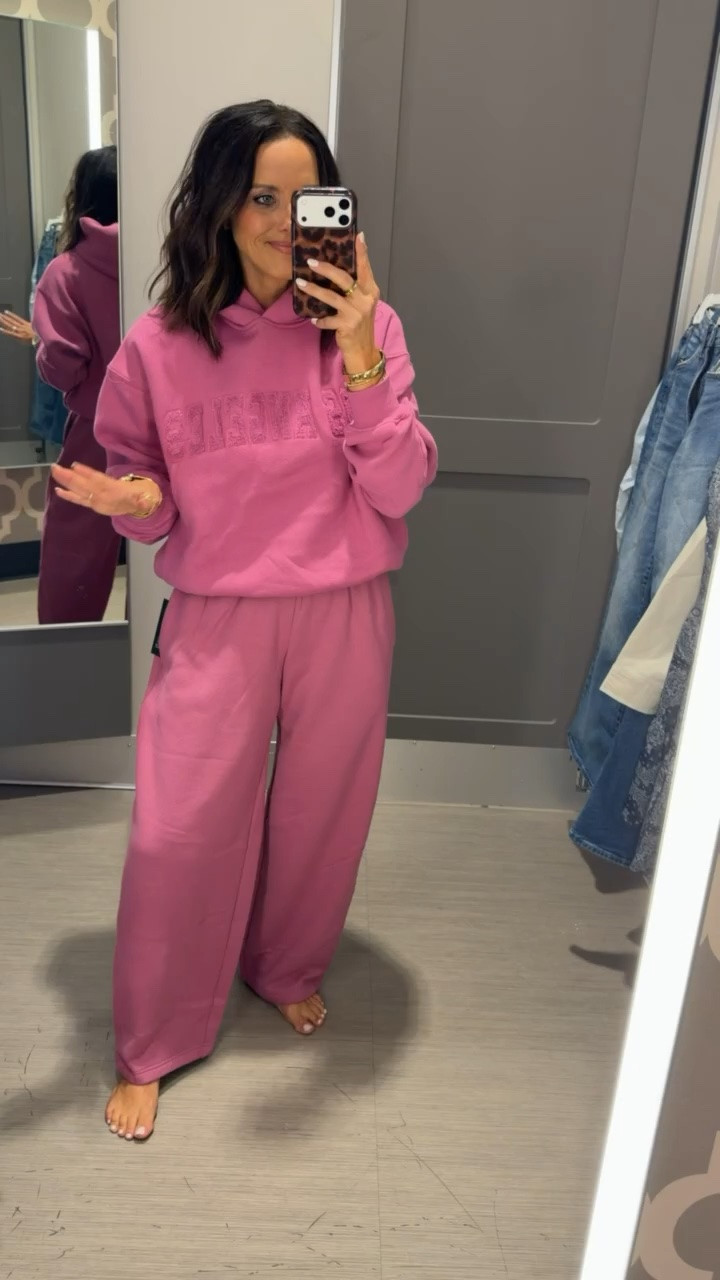 Target understood the assignment with this set 👏🏻💗 SO cute, comfy, and the color is everything!

@Target 

#TargetFinds #TargetFashion #TargetStyle #TargetOutfit #MatchingSet #ComfyStyle #FallFashion #AffordableFashion #TargetFinds #LTKCreator #LTKFashion