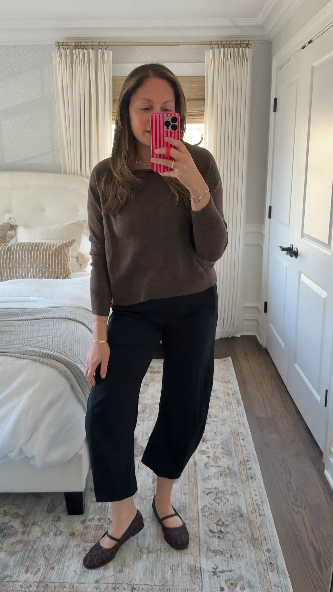 My favorite pants of all time! Wear these to work, out to lunch or chasing your kids around. They fit so comfortably and can be dressed up or down. I’m wearing a size 4! Use code 15MICHELLE for 15% off 🙌🏻

#LTKTall #LTKdayinmylife #LTKootd