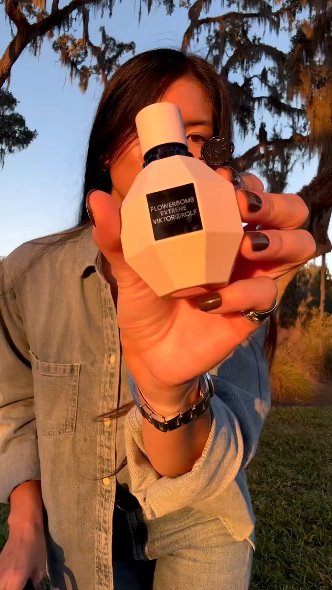 Viktor & Rolf’s Flowerbomb Extreme is one of my favorite fragrances to take from day to night 🌸

#LTKGiftGuide #LTKCyberWeek #LTKBeauty