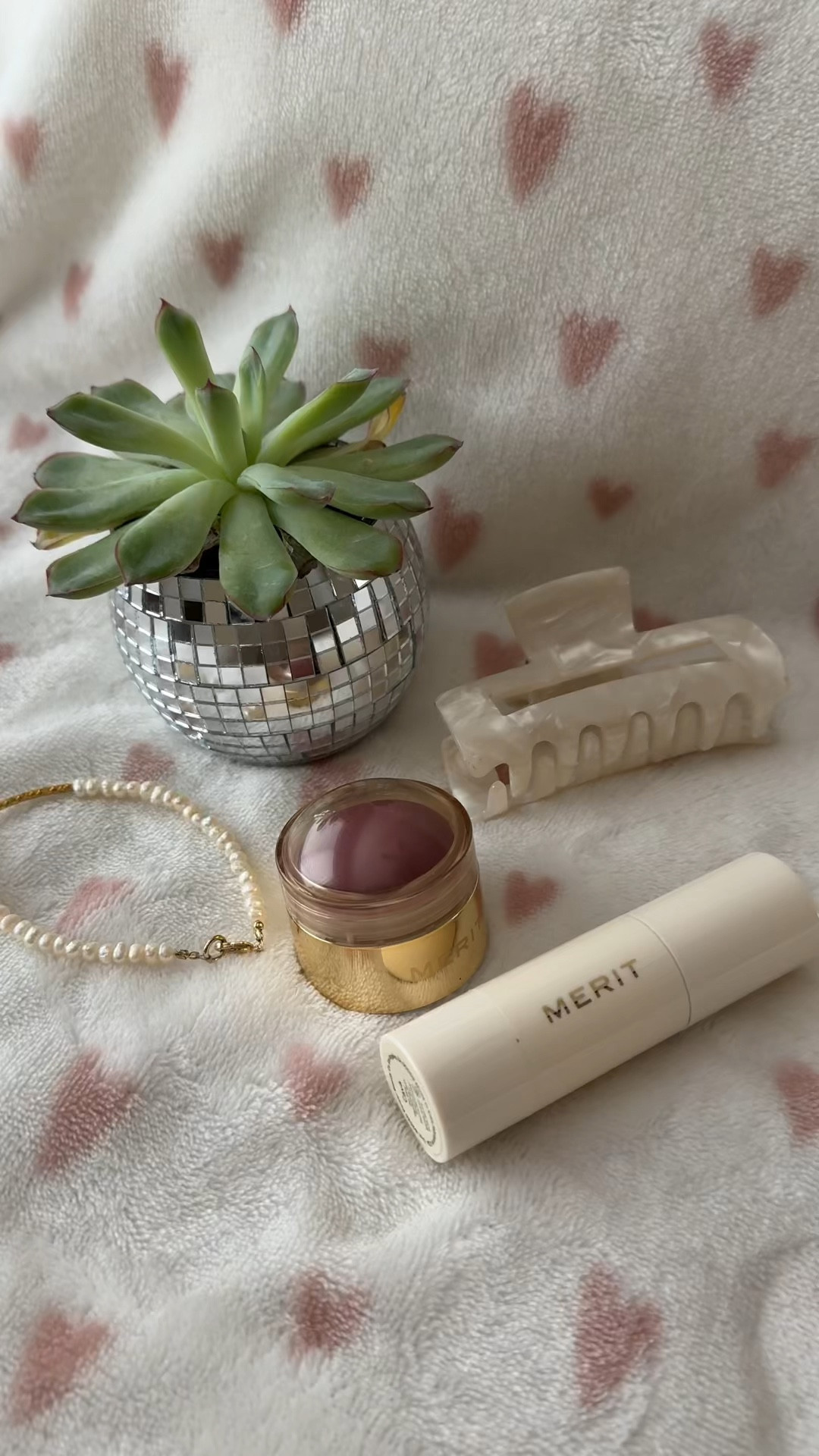 merit beauty makeup flush balm and day glow

#LTKStyleTip #LTKBeauty