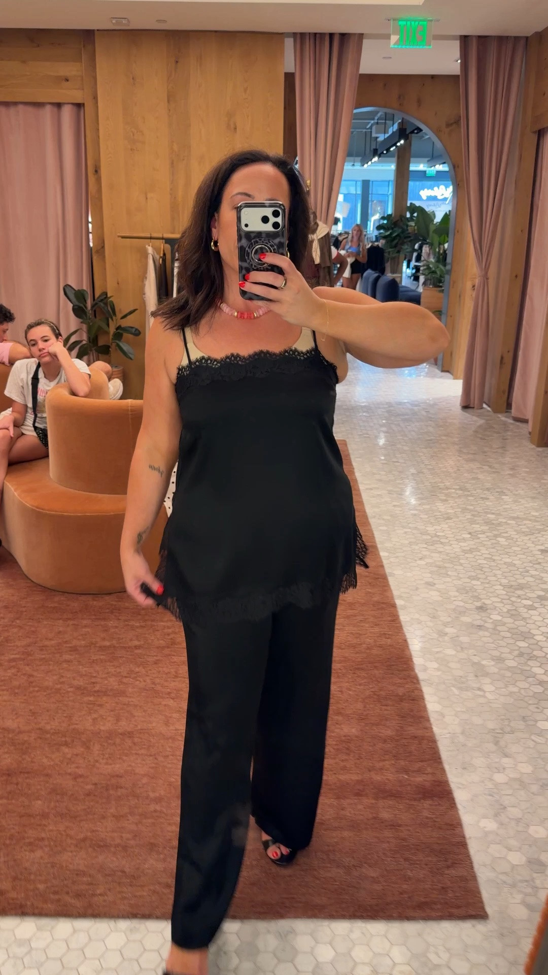 @Aritzia camisole is PERFECTION great layering piece for fall! Wearing size large in both top & bottom! 

Workwear, midsize workwear, size 12 workwear

#LTKWorkwear #LTKMidsize #LTKootd